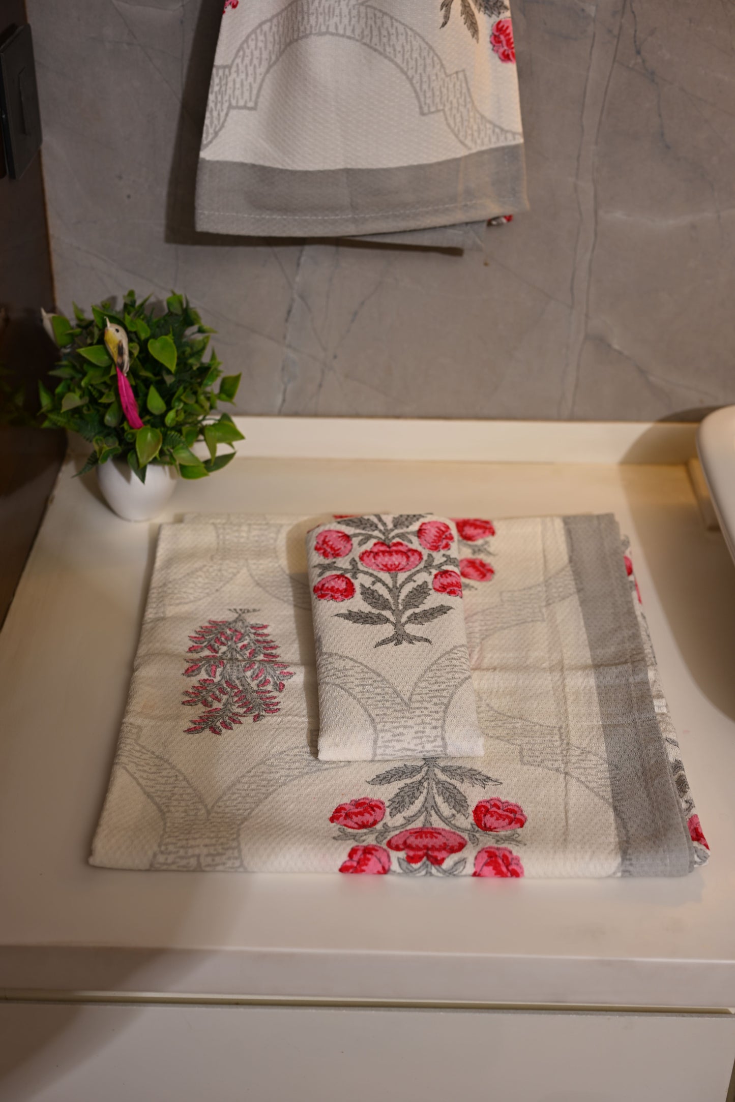 Handlook Towel Set (1+2)