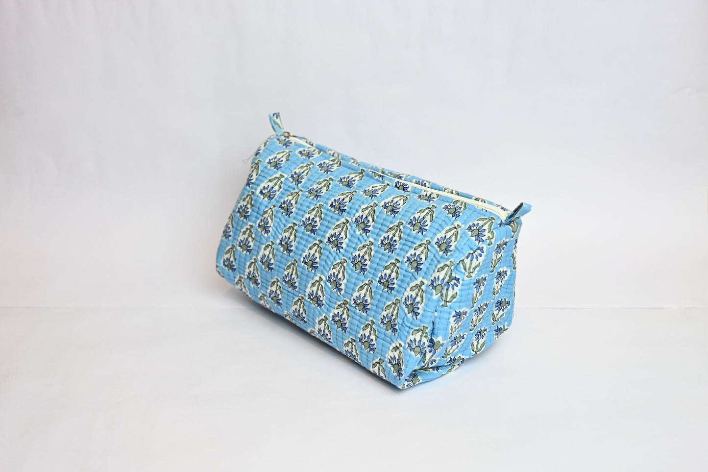 quilted multipurpose pouch (set of 3)