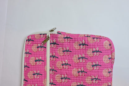 quilted laptop sleeve (13 inches)