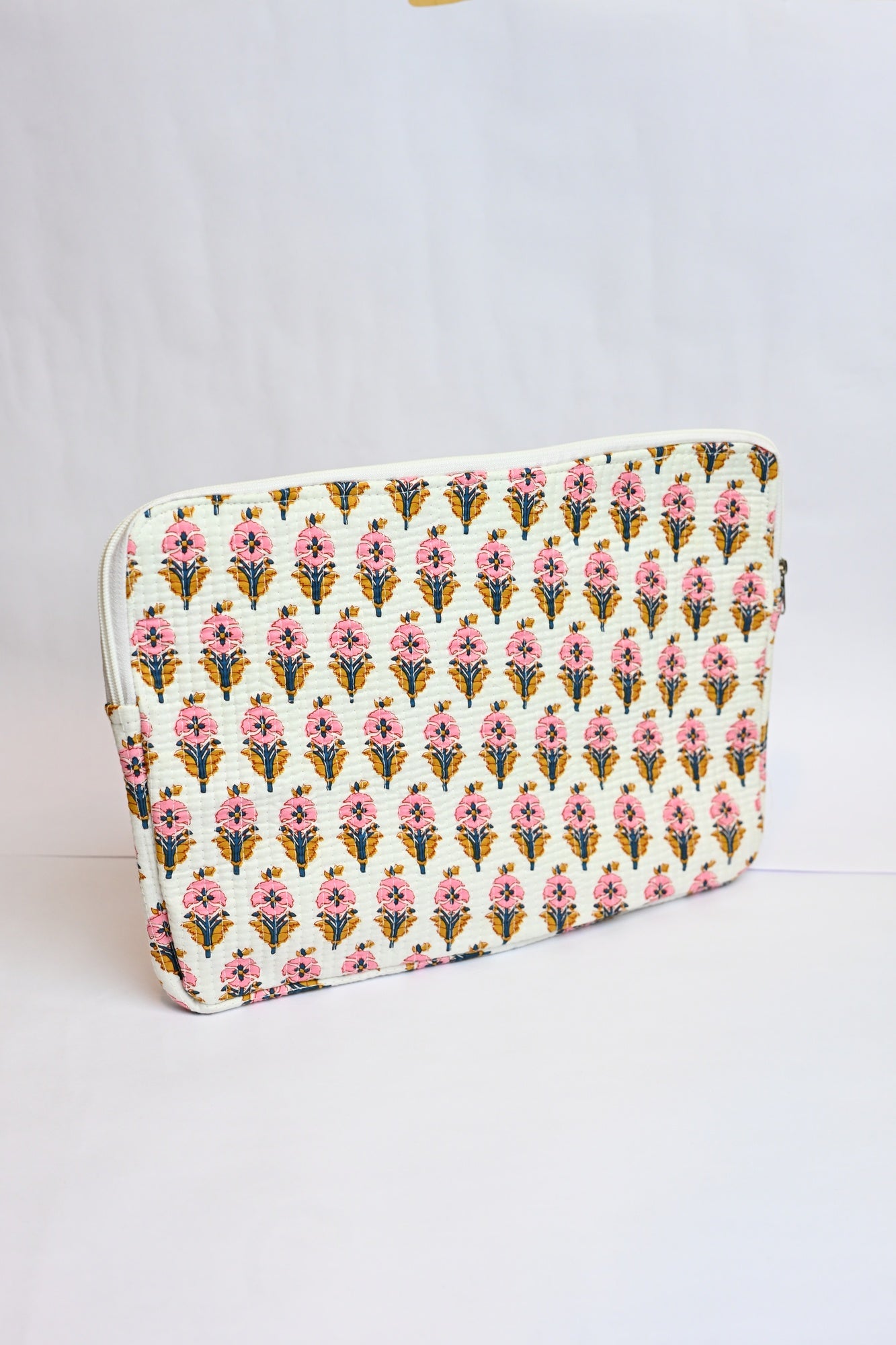 quilted laptop sleeve (13 inches)