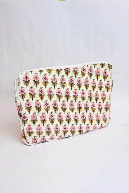 quilted laptop sleeve (13 inches)