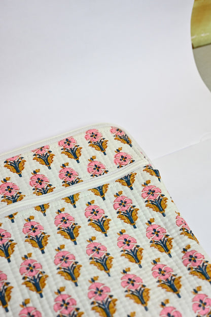 quilted laptop sleeve (13 inches)