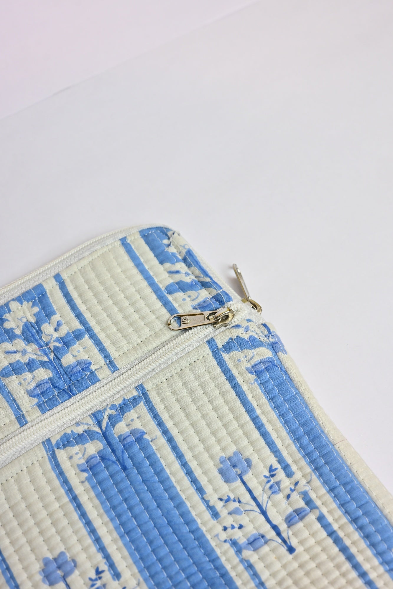 quilted laptop sleeve (13 inches)