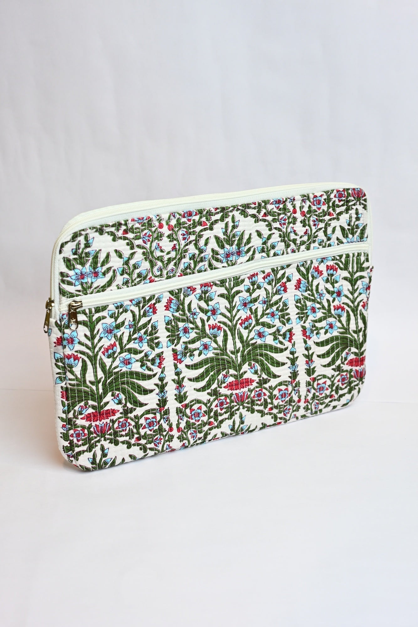 quilted laptop sleeve (13 inches)