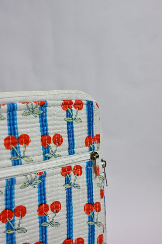 quilted laptop sleeve (13 inches)