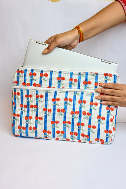 quilted laptop sleeve (13 inches)