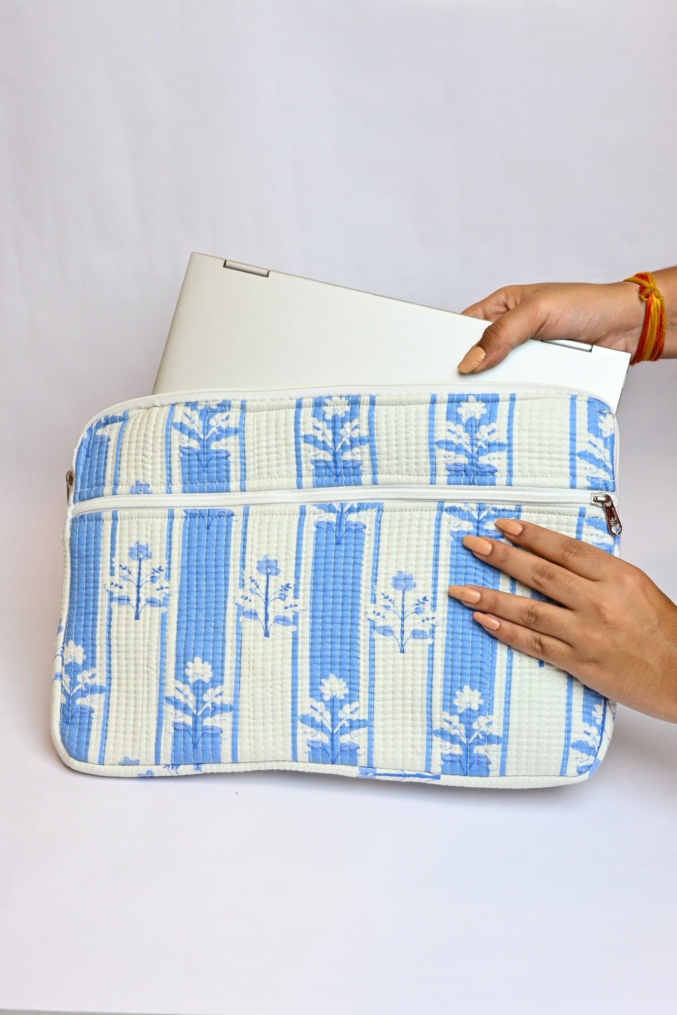 quilted laptop sleeve (13 inches)