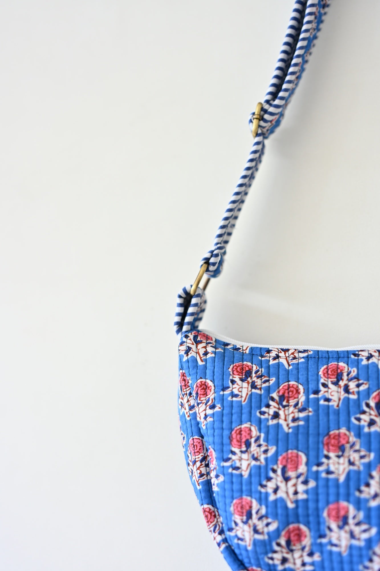 Banana sling