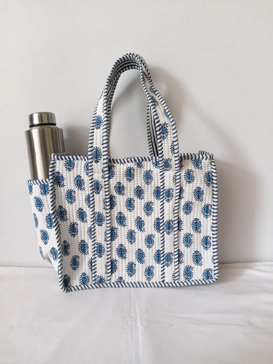 small quilted tote with side pocket