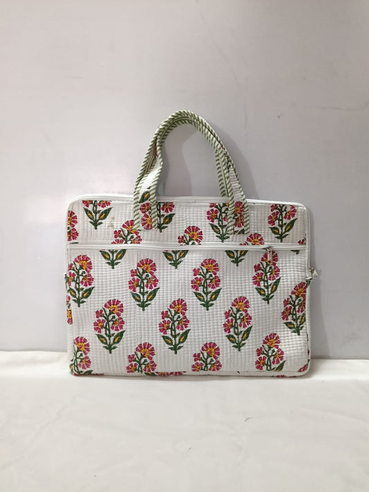 Quilted Laptop Bag with Handle (15-Inch)